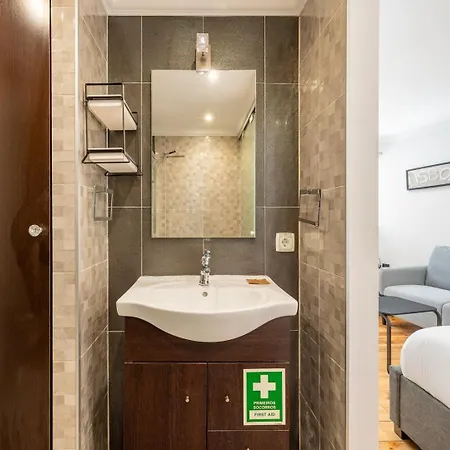 아파트 Guestready - A Homely Place To Rest In 리스본